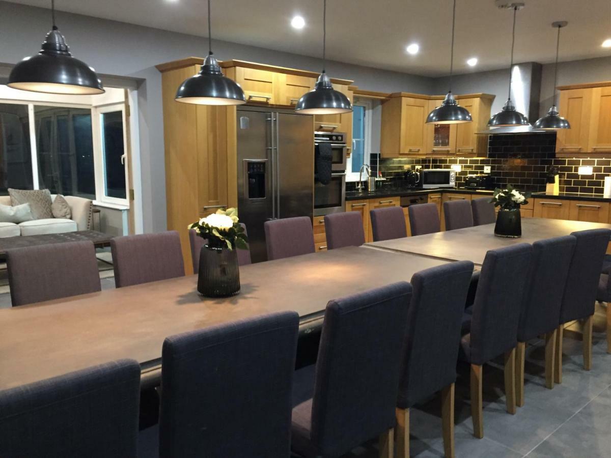 Four Winds,Kinsale Town,Exquisite Holiday Homes,Sleeps 26 Buitenkant foto