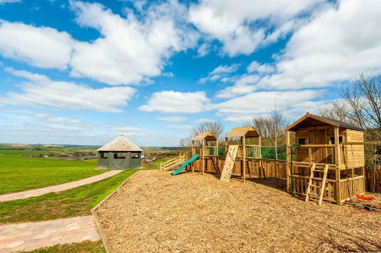 Four Winds,Kinsale Town,Exquisite Holiday Homes,Sleeps 26 Buitenkant foto